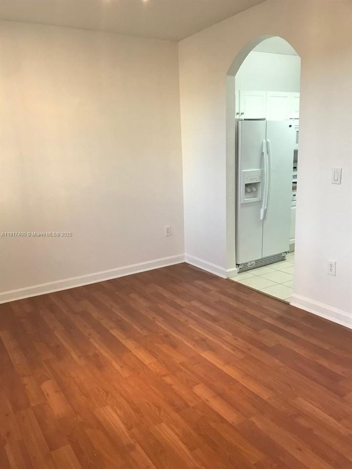 3355 Northeast 13th Circle Drive #3355-10728 - Photo 3 of 38