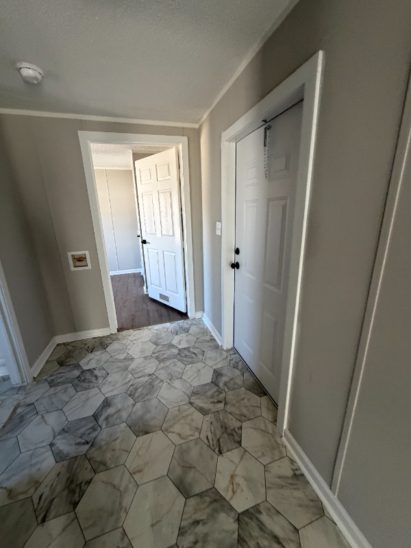 106 Tim Hickey Cir - Photo 3 of 11