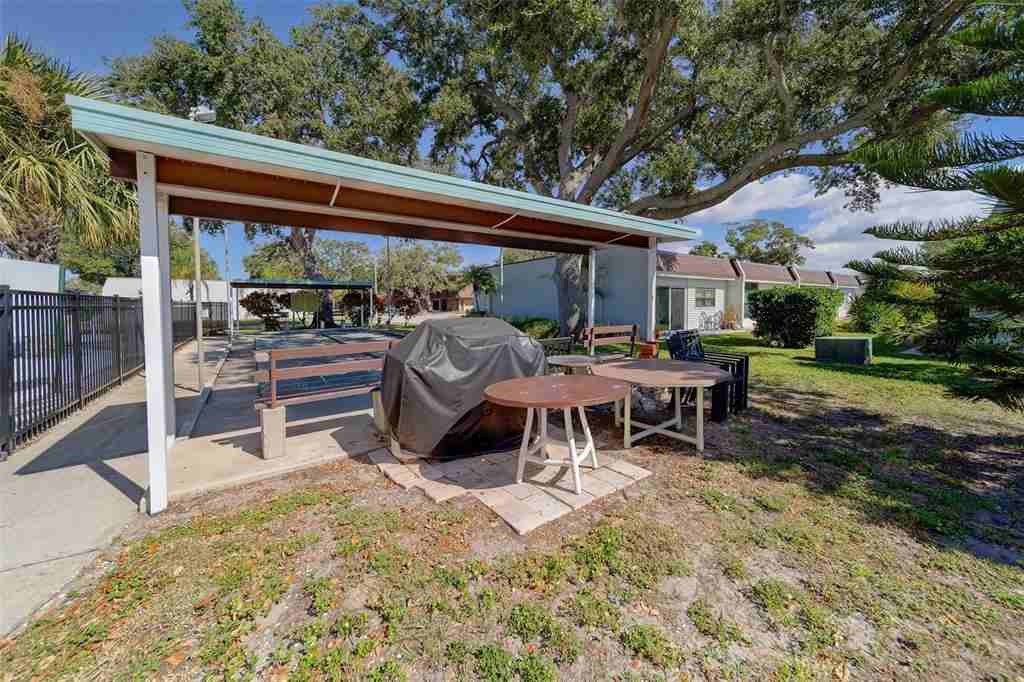 13827 Mission Oaks Boulevard #13827 - Photo 3 of 50