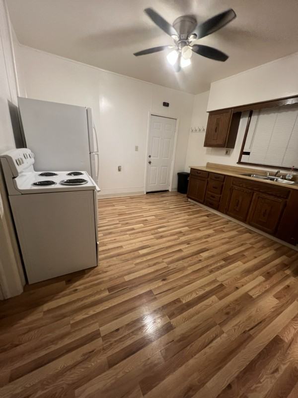 699 Oliver Street - Photo 2 of 9