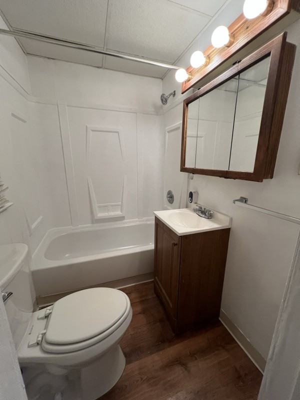 699 Oliver Street - Photo 5 of 9