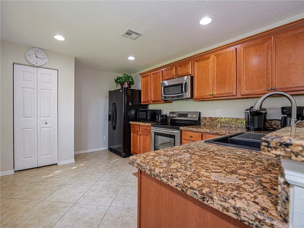 5520 45th Avenue #5520 - Photo 2 of 35