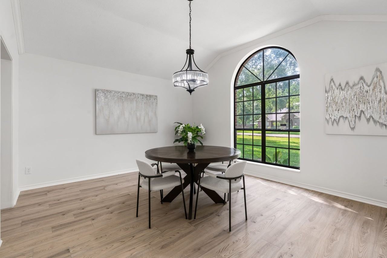 10 Autumn Oaks Drive #10 - Photo 3 of 38