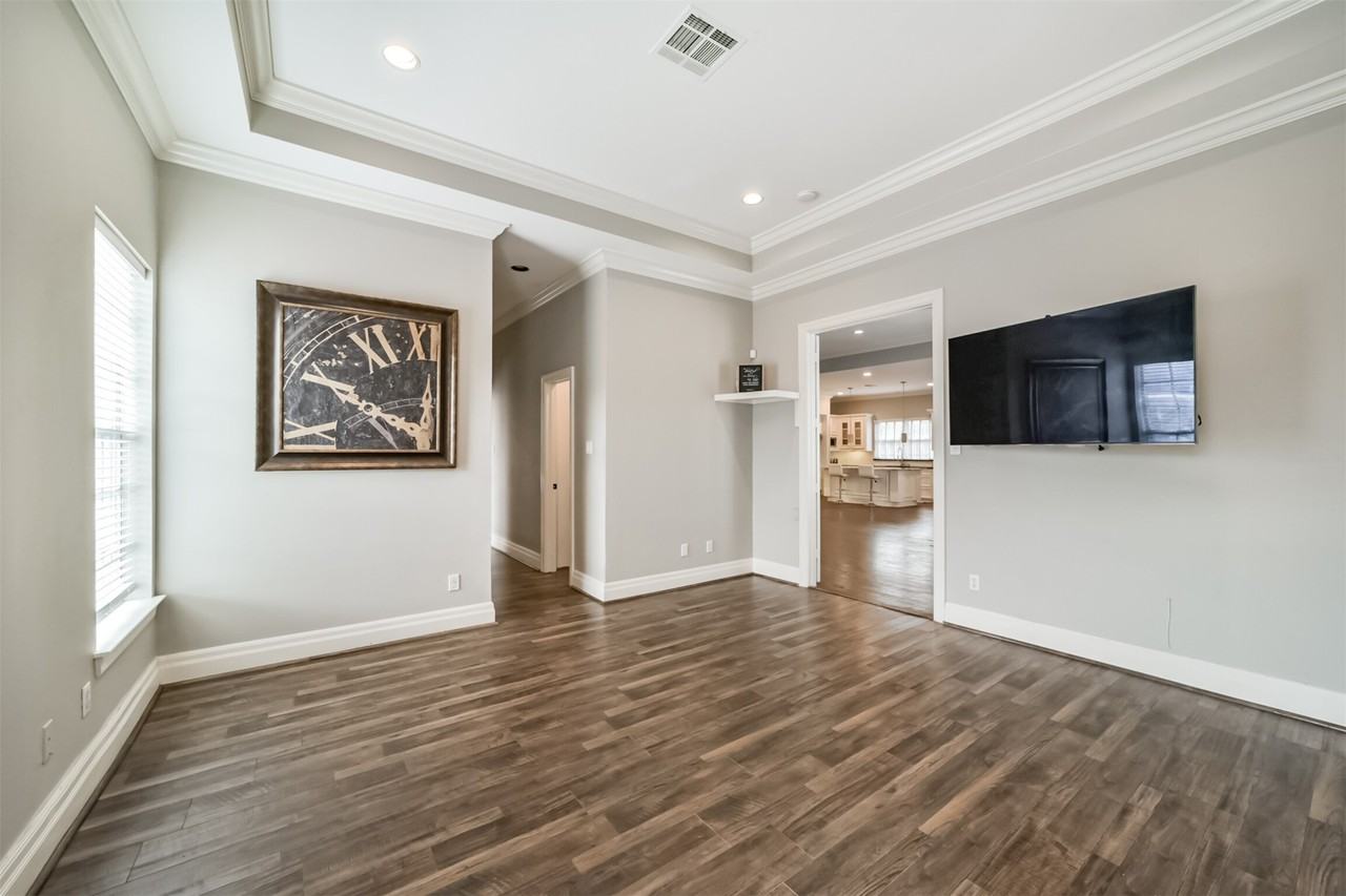 9660 Fairdale Lane #9660 - Photo 6 of 41