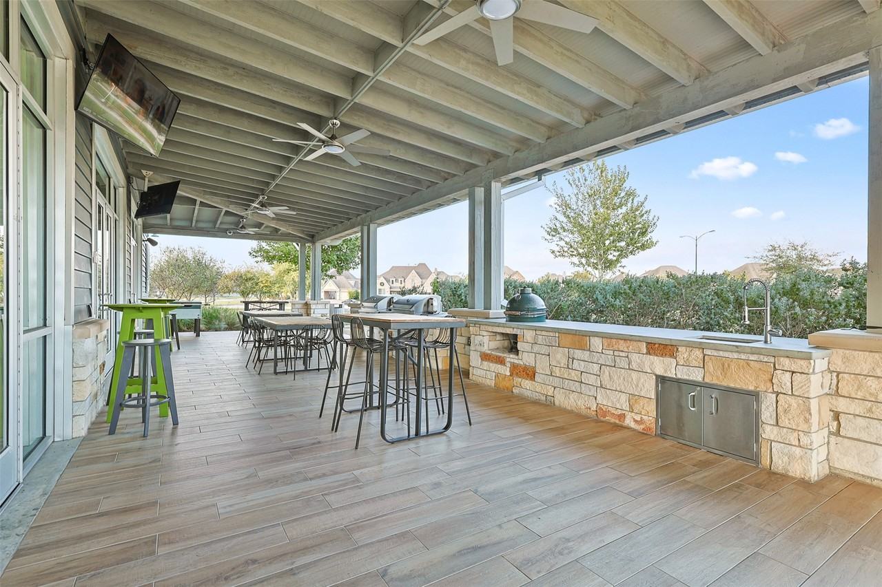 Manvel Parkway #5511 - Photo 4 of 43