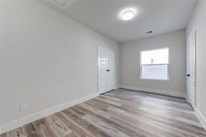 892 Paul Quinn Street #892 - Photo 6 of 26