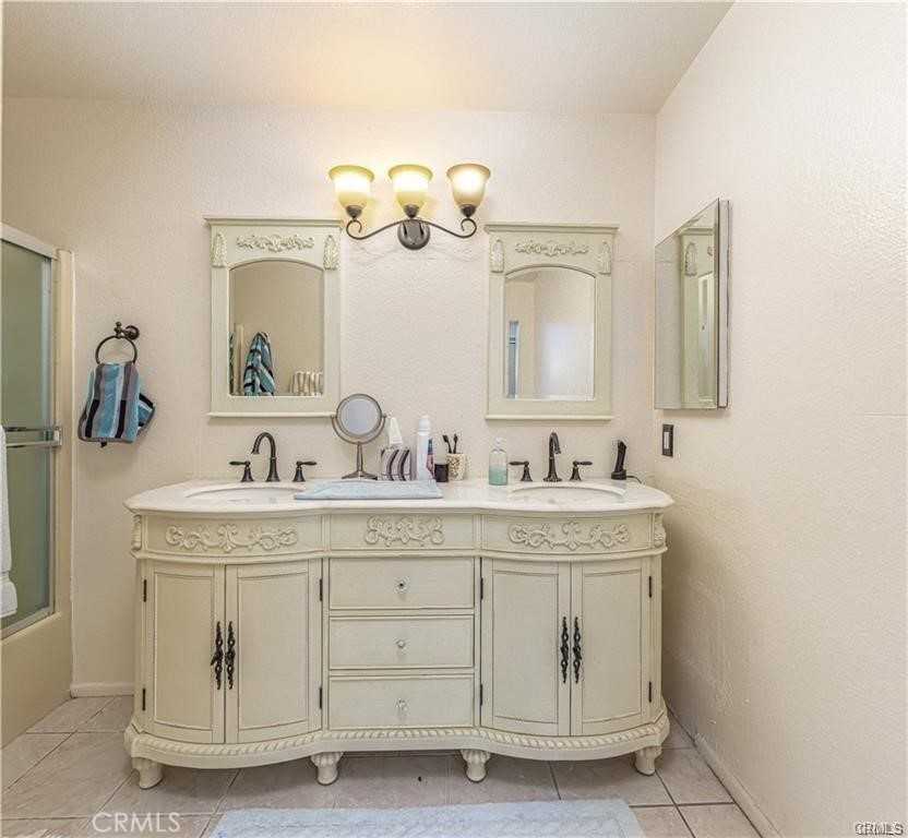 3730 South Bear Street #3730E - Photo 2 of 8