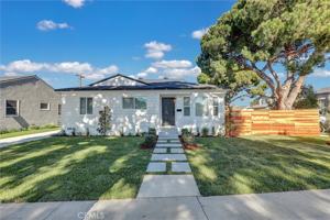 featured image of 7043 Harco Street #7043