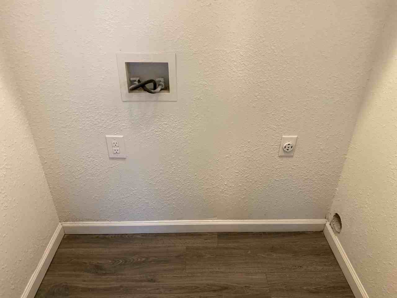 29 Camelot Cove #4 - Photo 7 of 8