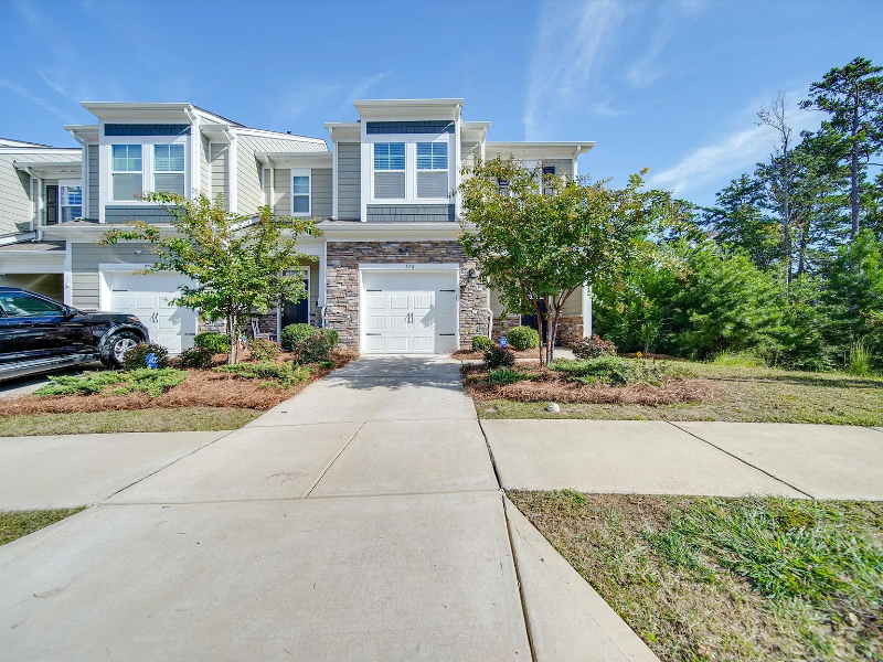 574 Altamonte Drive - Photo 2 of 20