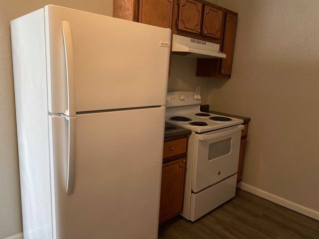 29 Camelot Cove #4 - Photo 2 of 8