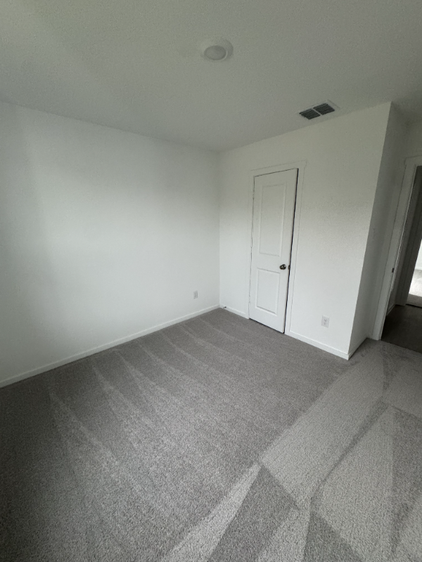 7116 Waterford Creek Court - Photo 2 of 23