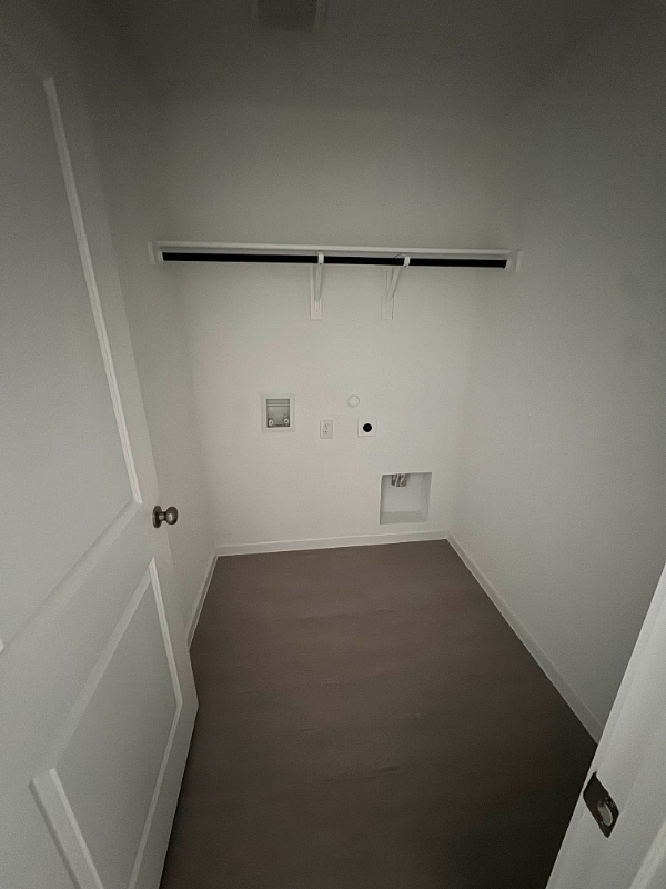 7116 Waterford Creek Court - Photo 5 of 23