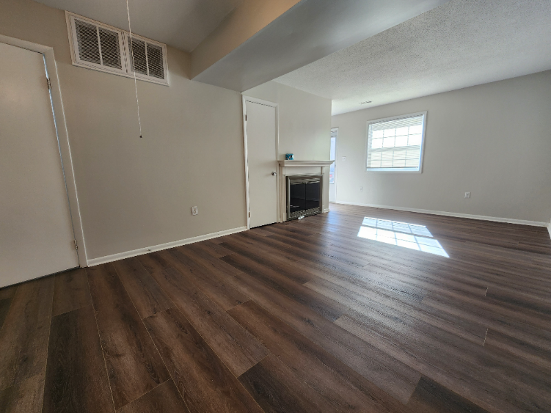 12730 Woodside Ln - Photo 2 of 13