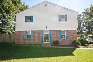 1047 Old Denbigh Boulevard - Photo 1 of 1