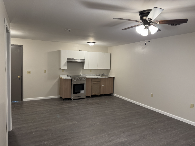 355 S Main St #A7 - Photo 4 of 15