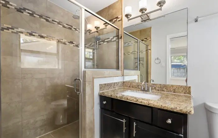 10906 Chimney Rock Road - Photo 7 of 15