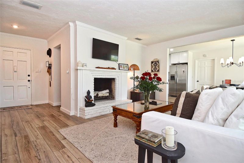 3340 Webber Street - Photo 2 of 20