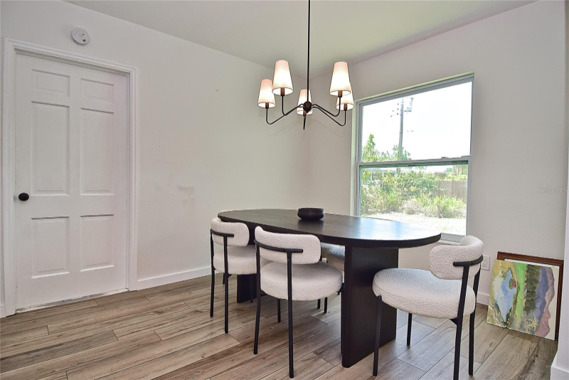 3340 Webber Street - Photo 4 of 20