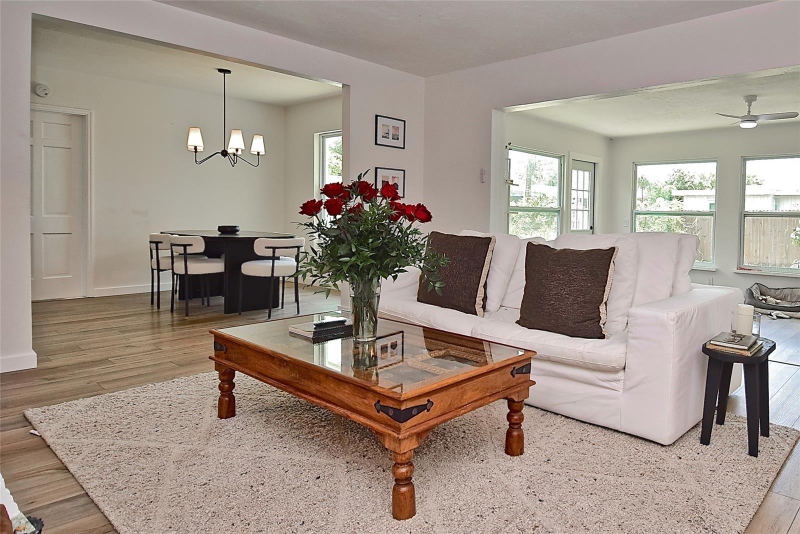 3340 Webber Street - Photo 7 of 20