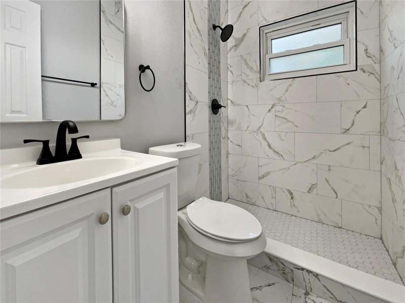 10512 51st Terrace North - Photo 3 of 20