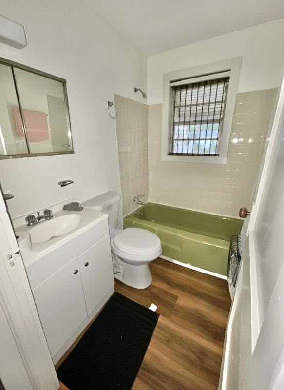 111 11th Avenue South - Photo 5 of 14