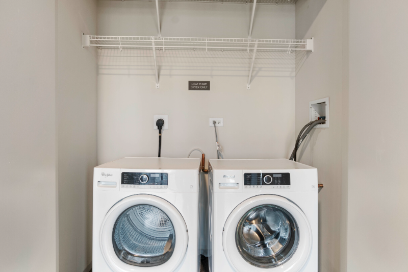 701 South Clark Street - Photo 6 of 9