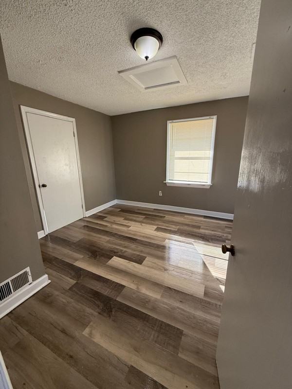 4718 Dodd Rd - Photo 4 of 10