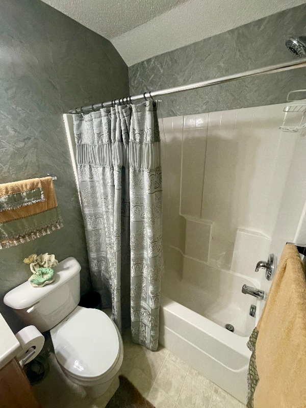 214 Foxbury Square - Photo 5 of 15