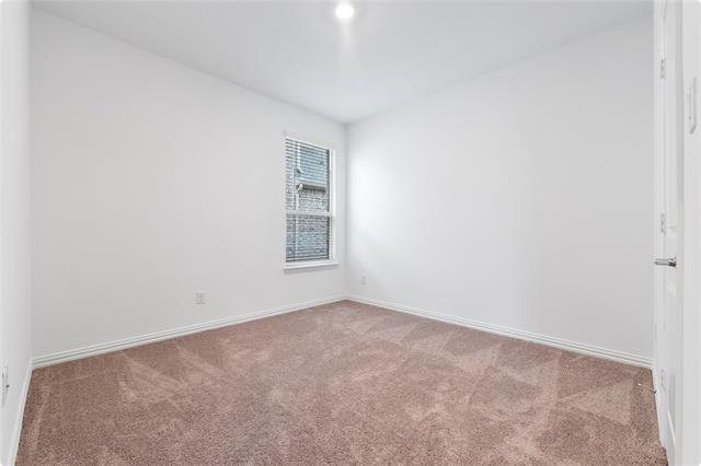 5332 Timber Point Drive - Photo 5 of 17