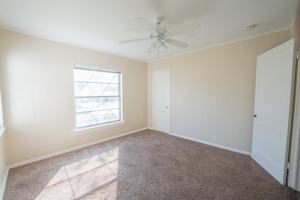 featured image of 1605 Maple Drive #1605