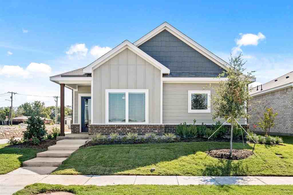 145 Magnolia Boulevard #145 - Photo 2 of 8