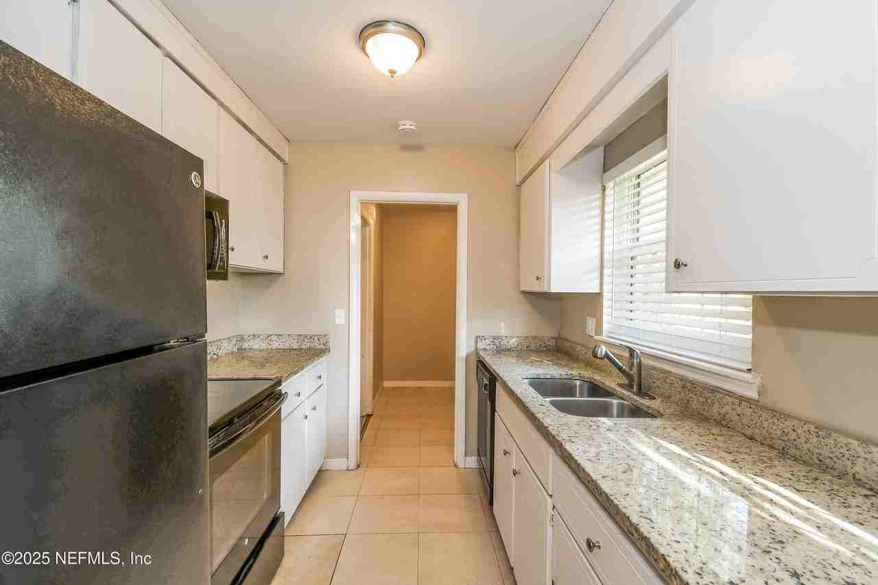 10655 Tulsa Road #10655 - Photo 5 of 16