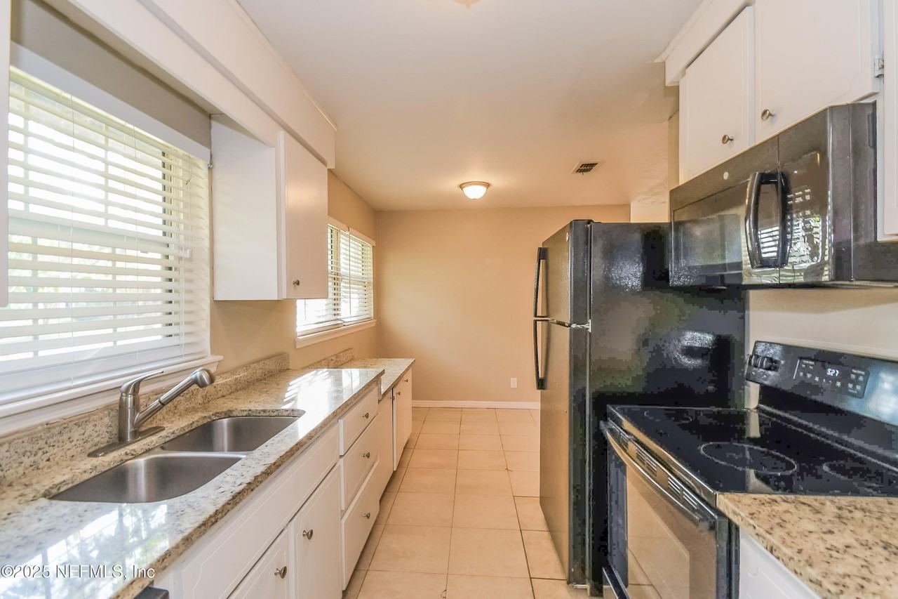 10655 Tulsa Road #10655 - Photo 6 of 16