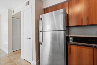 1275 Crystal Way #1275B - Photo 1 of 1