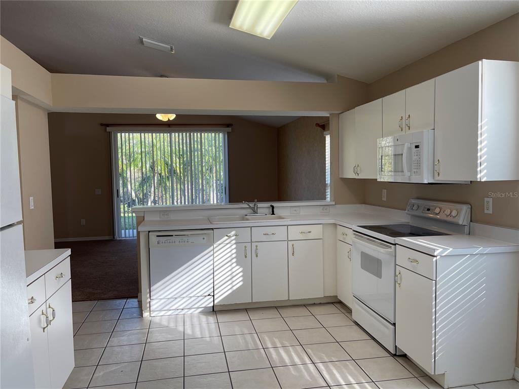 1930 Grenville Ct #1930 - Photo 2 of 18