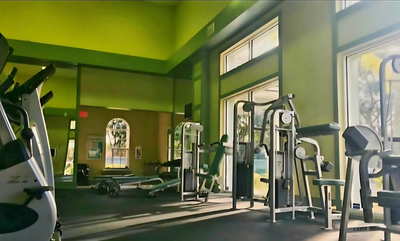 1125 Crystal Way #1125P