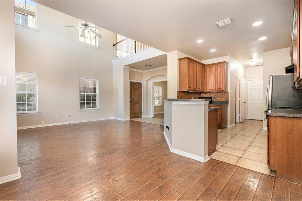 4613 Penelope Lane #4613 - Photo 2 of 40