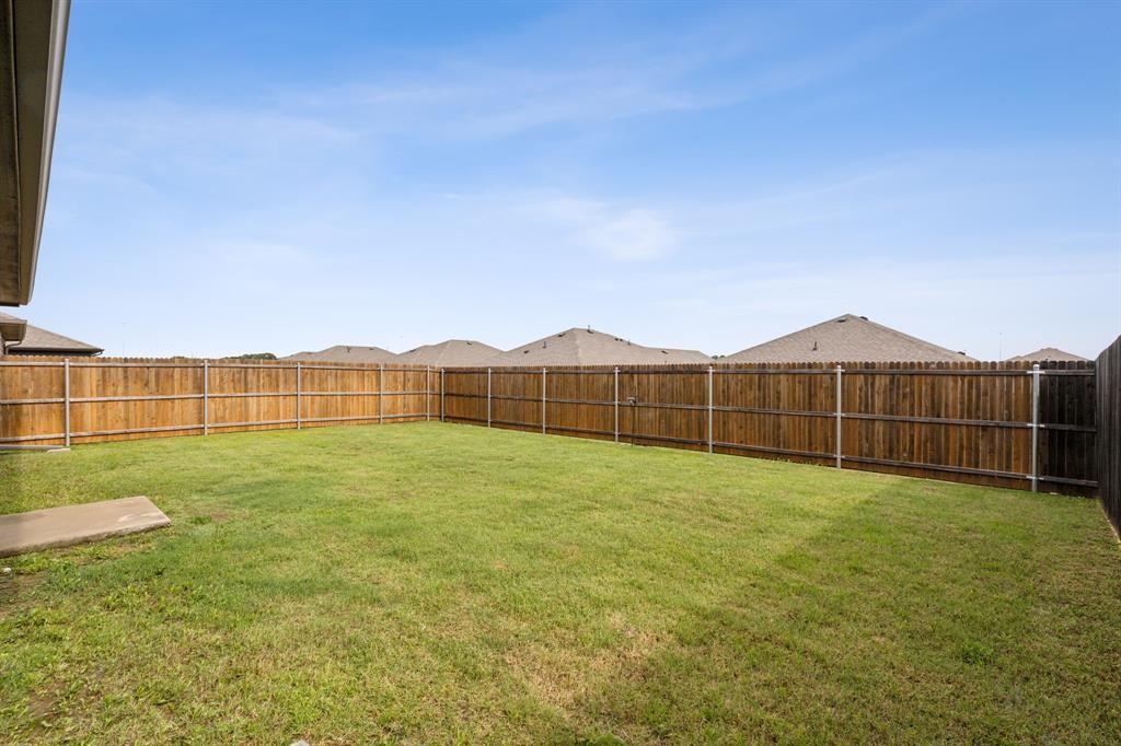 1424 Warringwood Dr #1424 - Photo 3 of 25