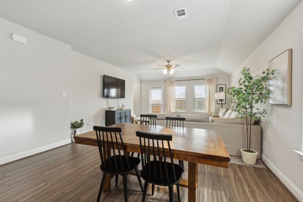 1424 Warringwood Dr #1424 - Photo 7 of 25