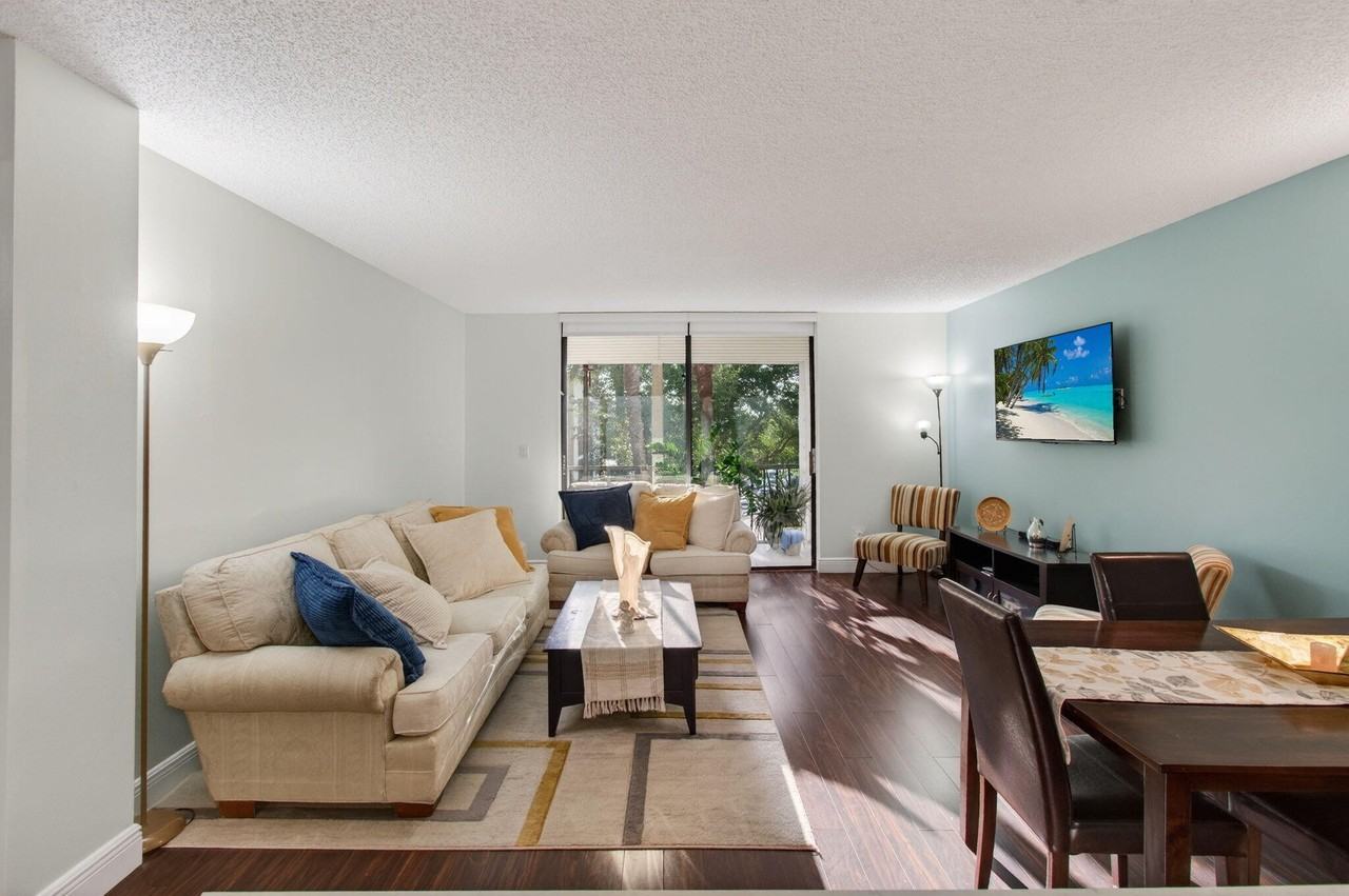 5220 Las Verdes Cir #5220-322 - Photo 6 of 50