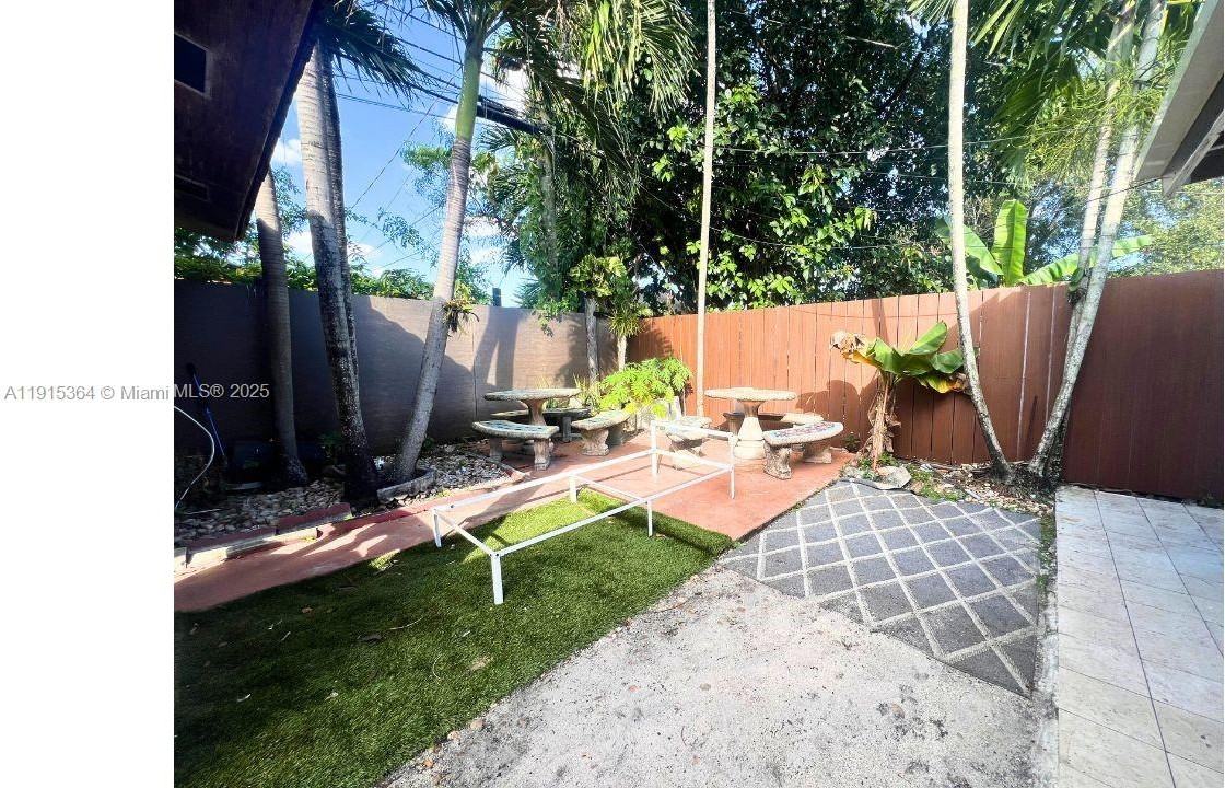 6481 Southwest 39th Terrace #6481-2 - Photo 5 of 14