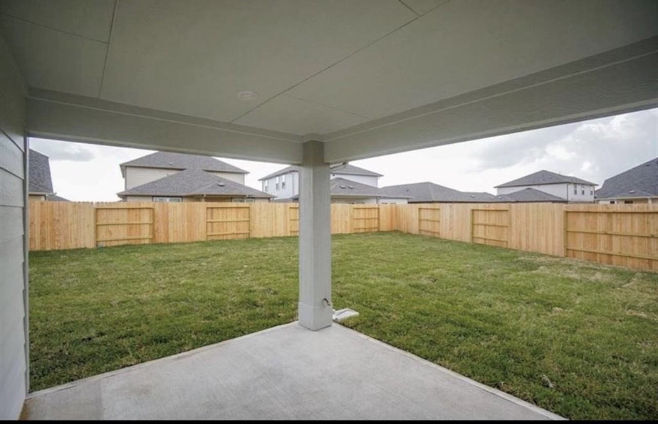 21607 Blue Sapphire Ct #21607 - Photo 4 of 32