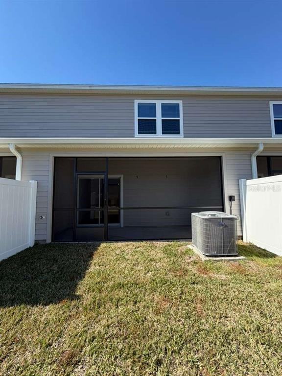 3617 Se 37th Ct #3617 - Photo 3 of 25