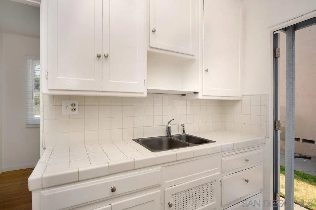 4515 Wilson Avenue #4515 - Photo 4 of 19