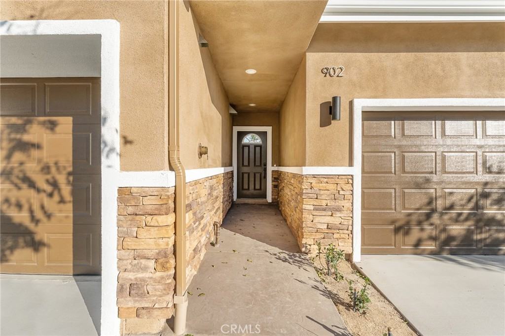 902 Hert St #902 - Photo 6 of 34