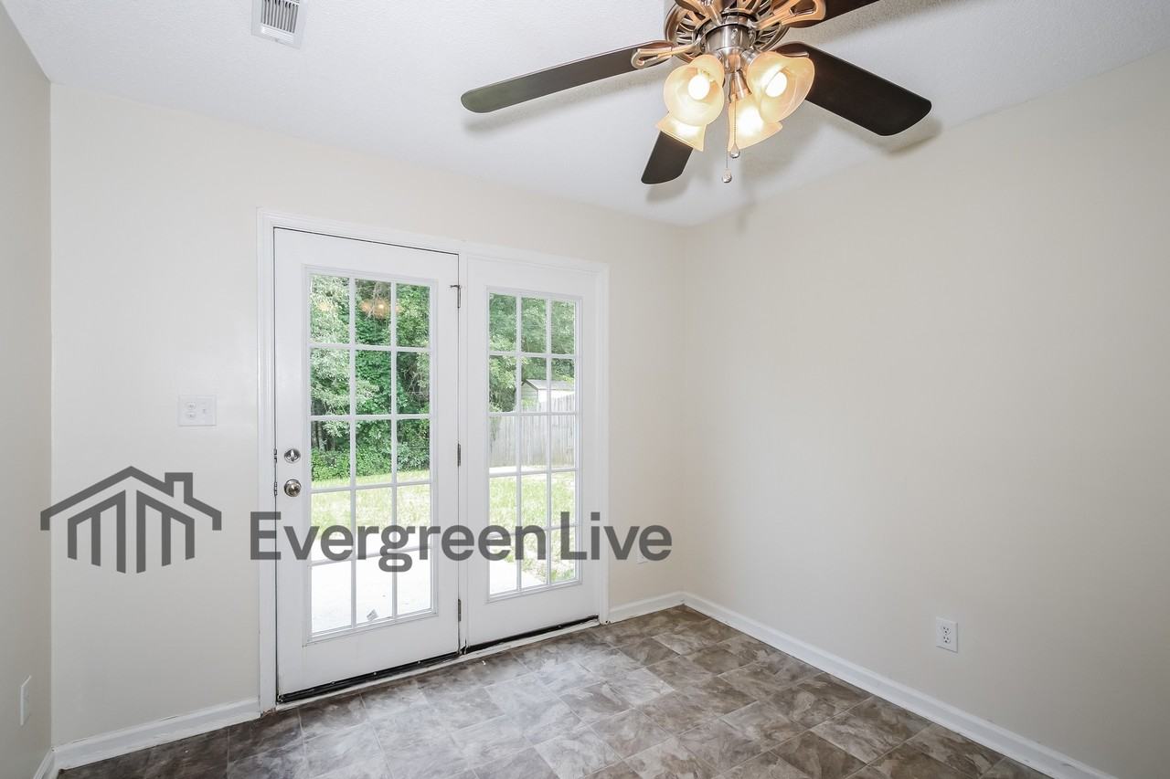 4132 Burning Tree Ln - Photo 6 of 16