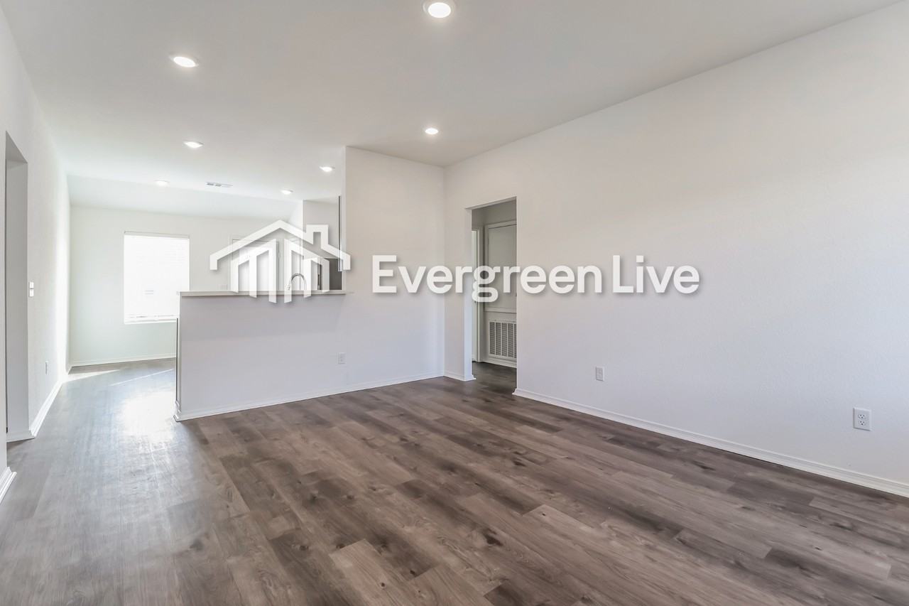 42 Ten Point Ln - Photo 5 of 16