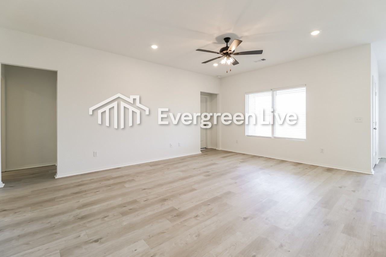 32 Ten Point Ln - Photo 4 of 16