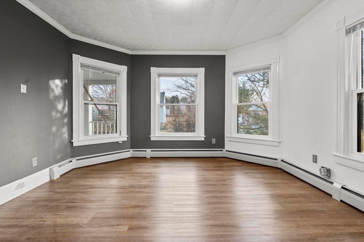 21 North Beacon Street ##2 - Photo 4 of 5